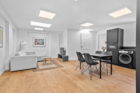 Apartment In The Idyllic Heart Of Historic Copenhagen. Copenhagen